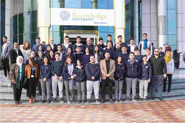 FMIS Students Visit Knowledge College